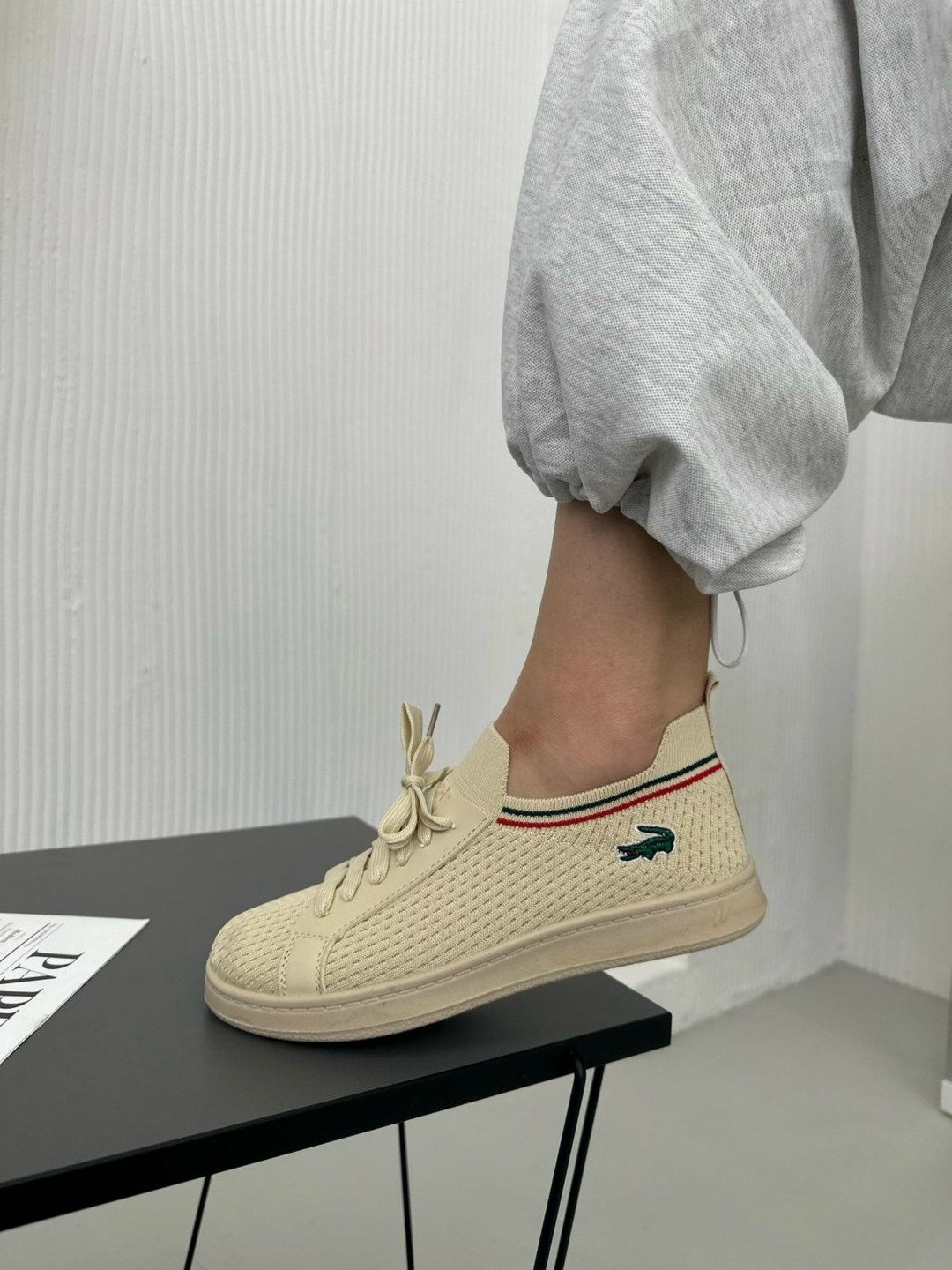 ,женские кеды,спортивная ,кроссовки женскиe,кроссовки lacoste