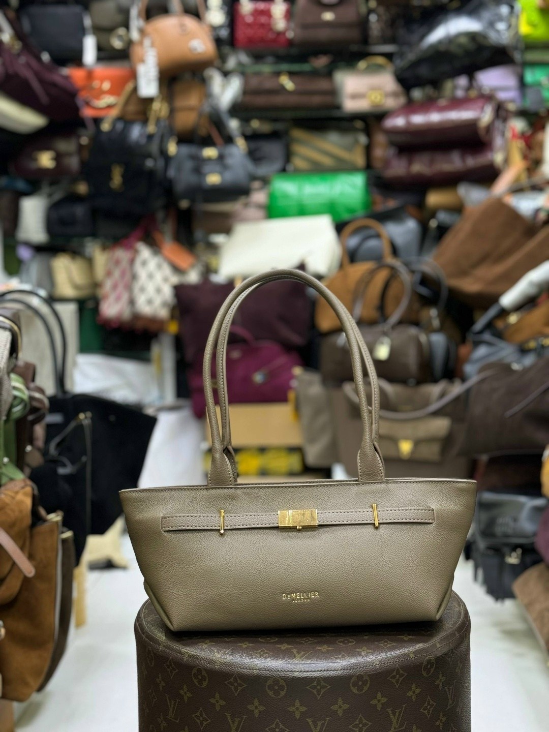 сумка,сумка женская,модная сумка,прада сумка женская,сумка классическая средняя