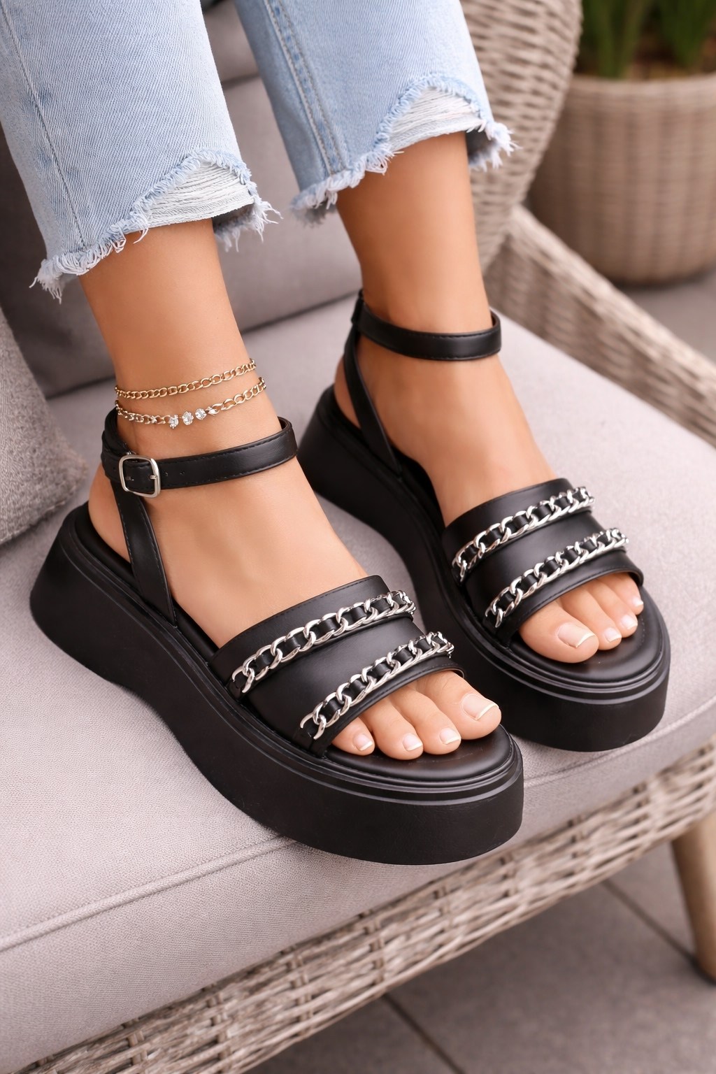 ,босоножки на платформе,босоножки летние на платформе,женские босоножки,босоножки в стиле рок