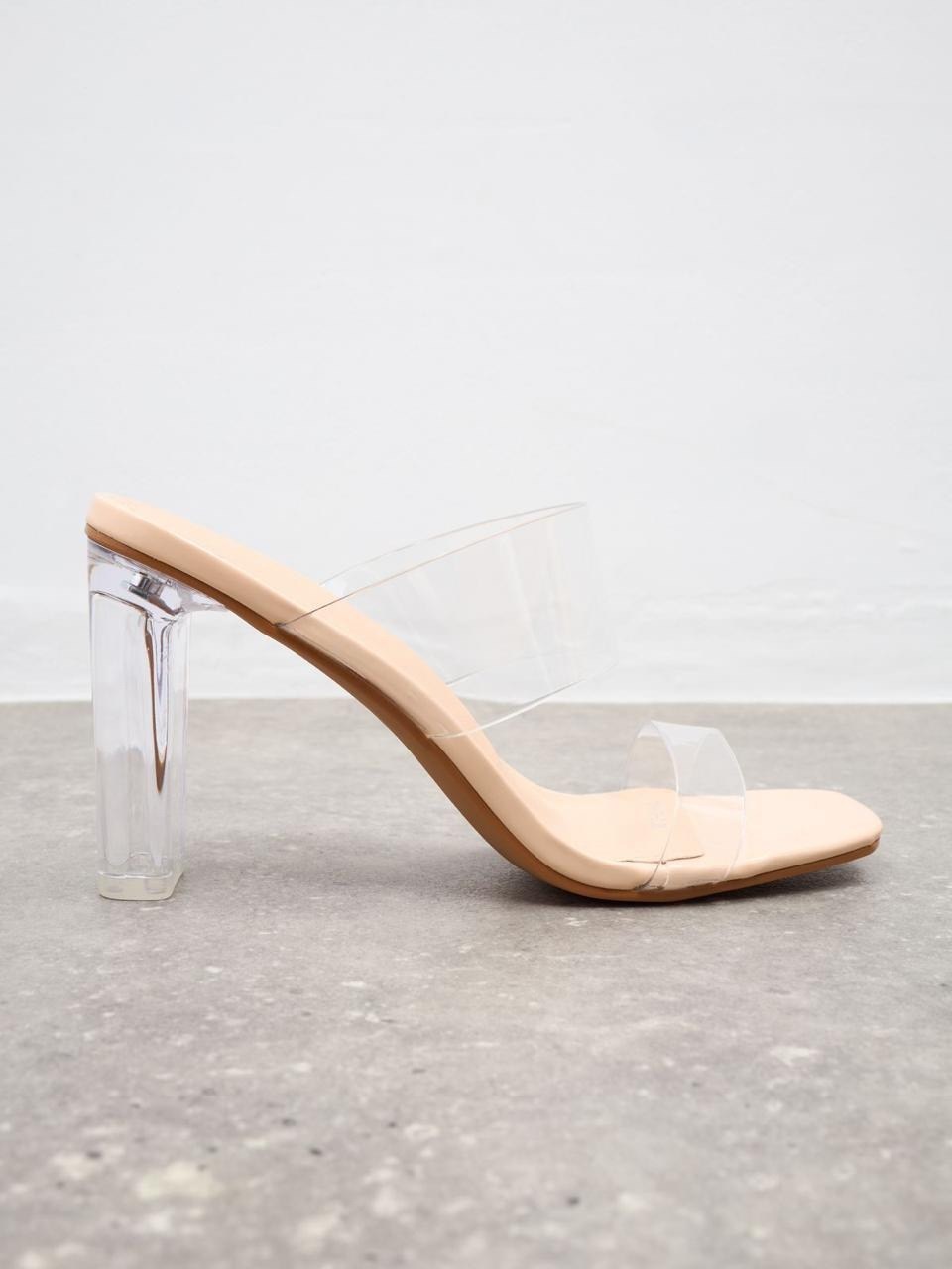 прозрачные босоножки,прозрачные каблуки,прозрачные туфли,clear heel,прозрачные туфли на каблуке