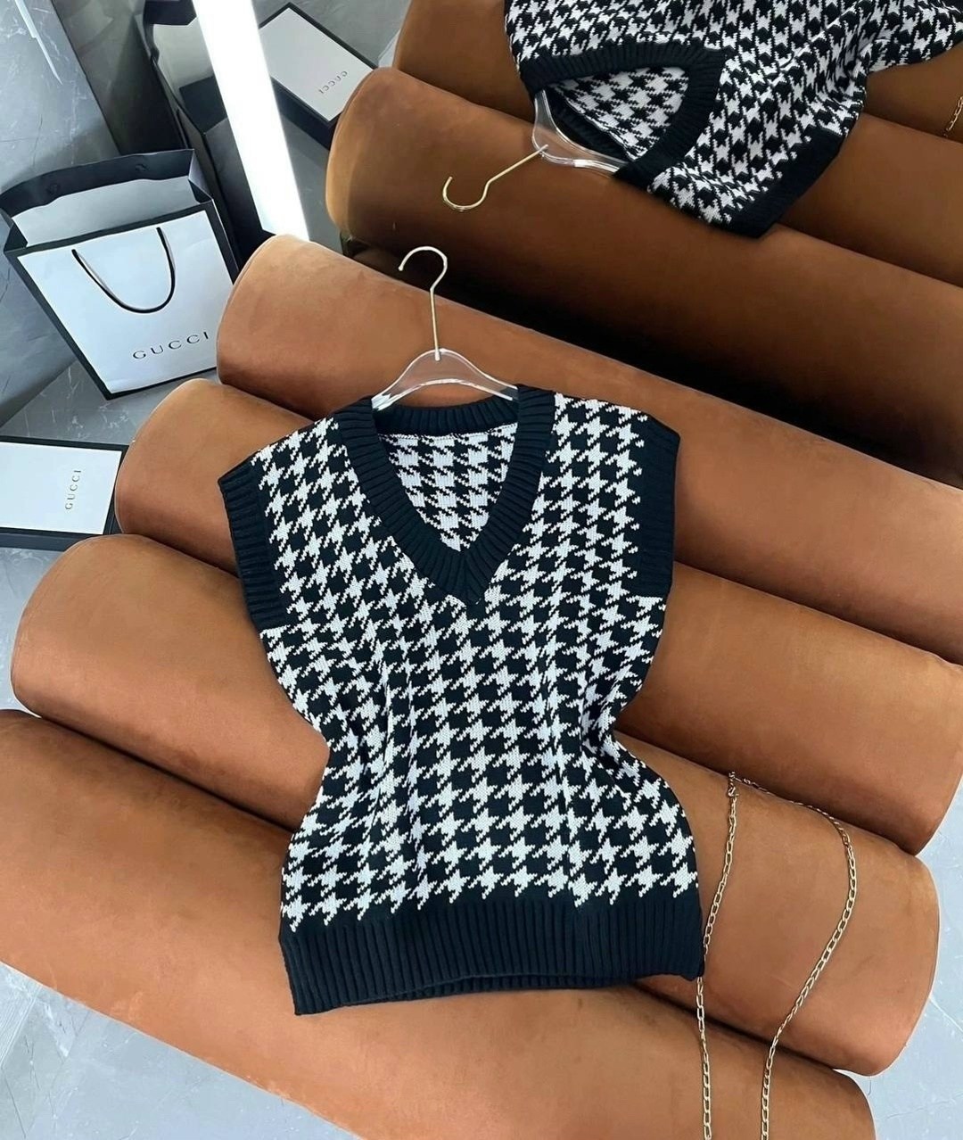 жилетка женская,трикотажный жилет,жилет вязаный женский,жилетка вязаная,вязаные жилеты