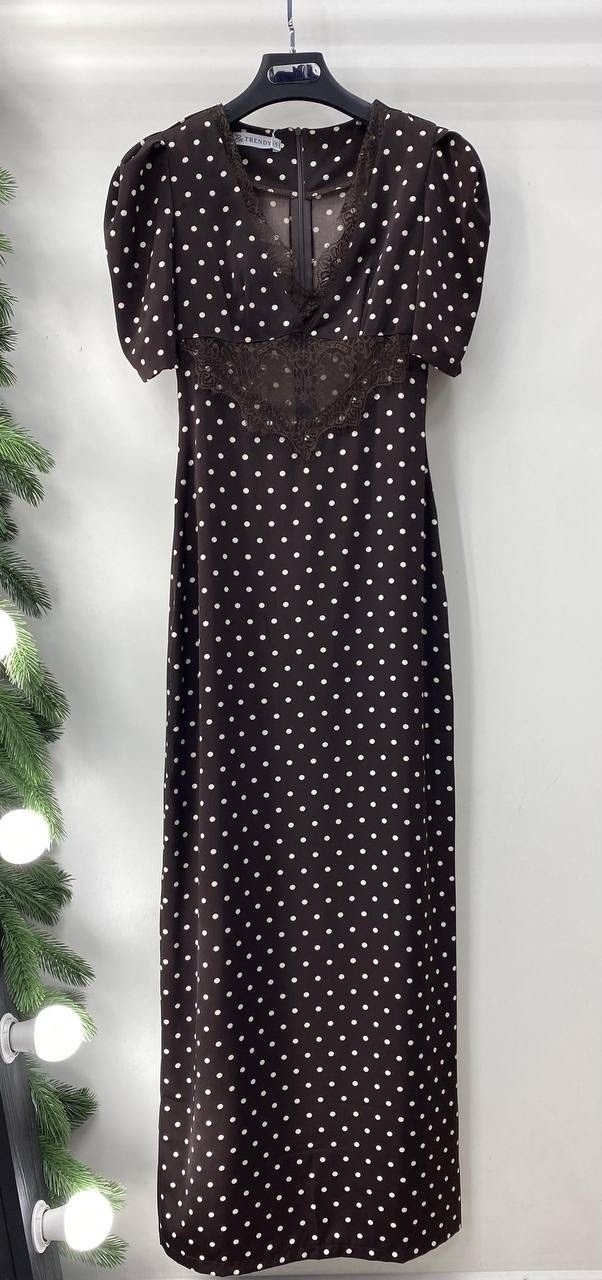 платье с кружевами,стильное платье,модное платье,платье модели,длинное платье