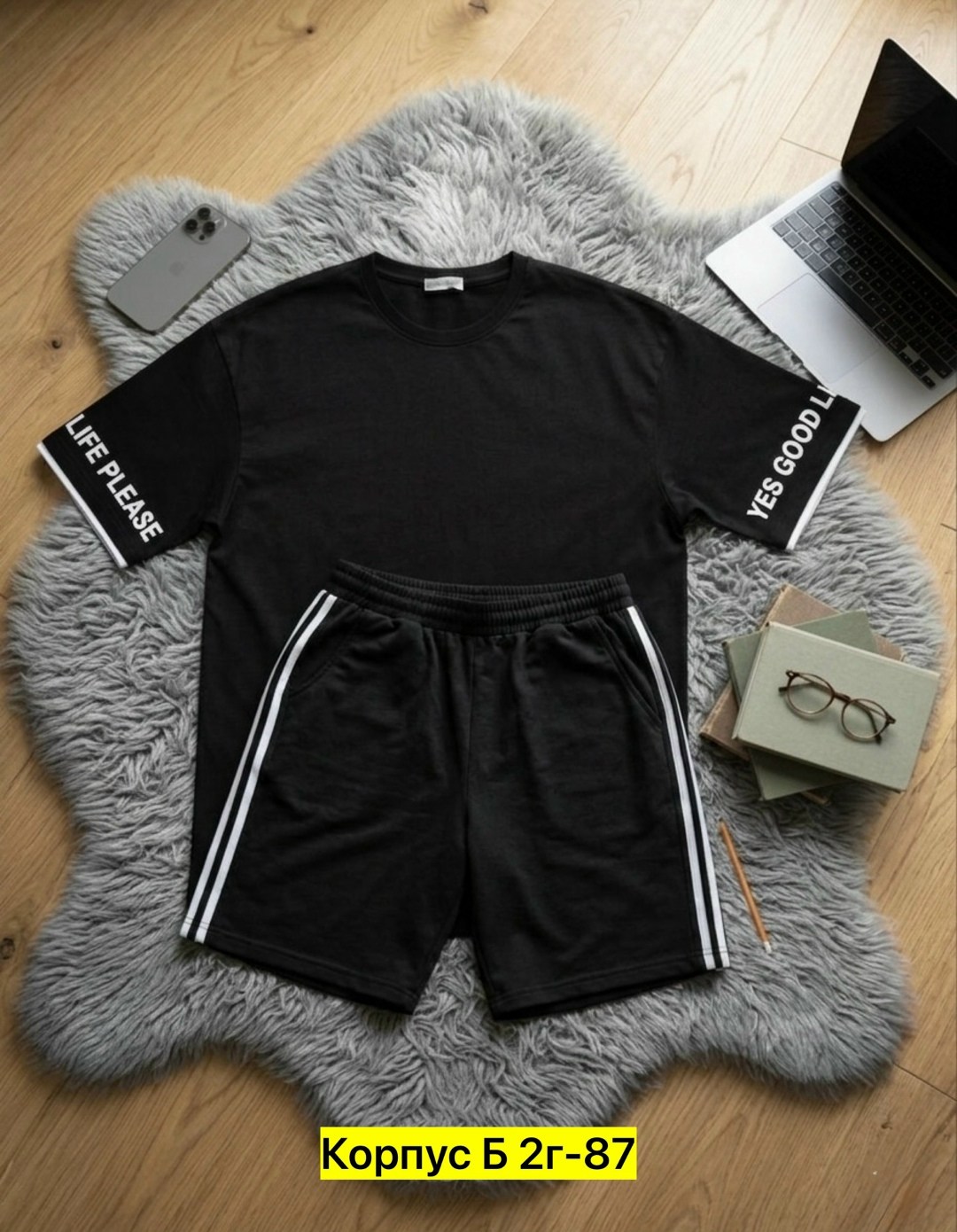 костюм спортивный мужской,мужской спортивный костюм с шортами и футболкой,костюм для мужчин,спортивные костюмы,костюм мужской