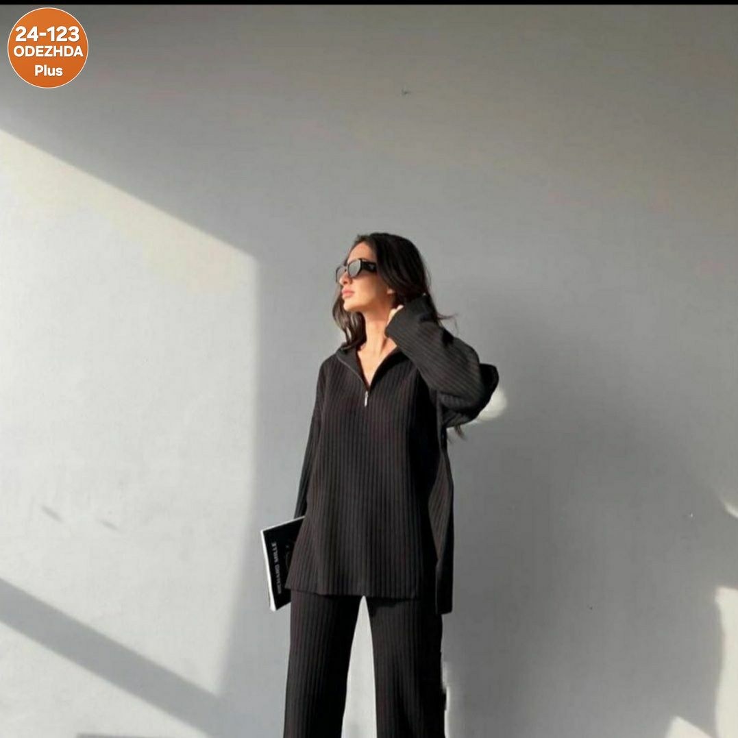 кашемир лапша двойка костюм болотного цвета,трикотажный женский костюм двойка,домашний костюм лапша со штанами,женский костюм ткань: лапша кашемир,женский костюм с брюками