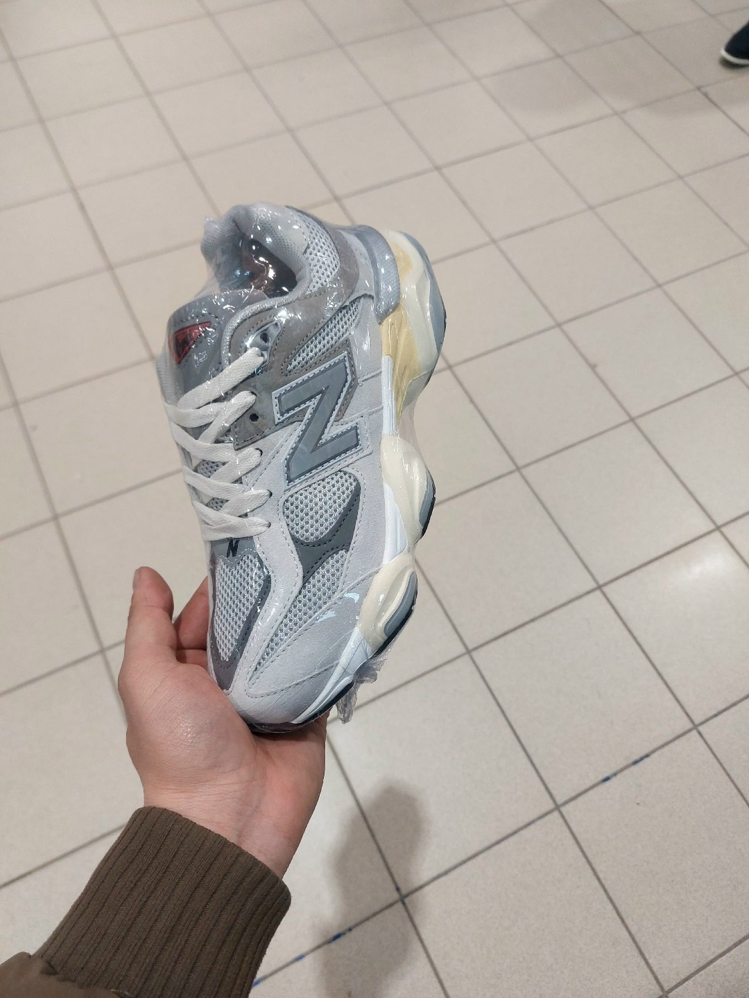 кроссовки new balance 9060,кроссовки new balance 9060 36-41 серые,мужские кроссовки new balance 9060,new balance 9060 серые,кроссовки new balance 9060 зимние