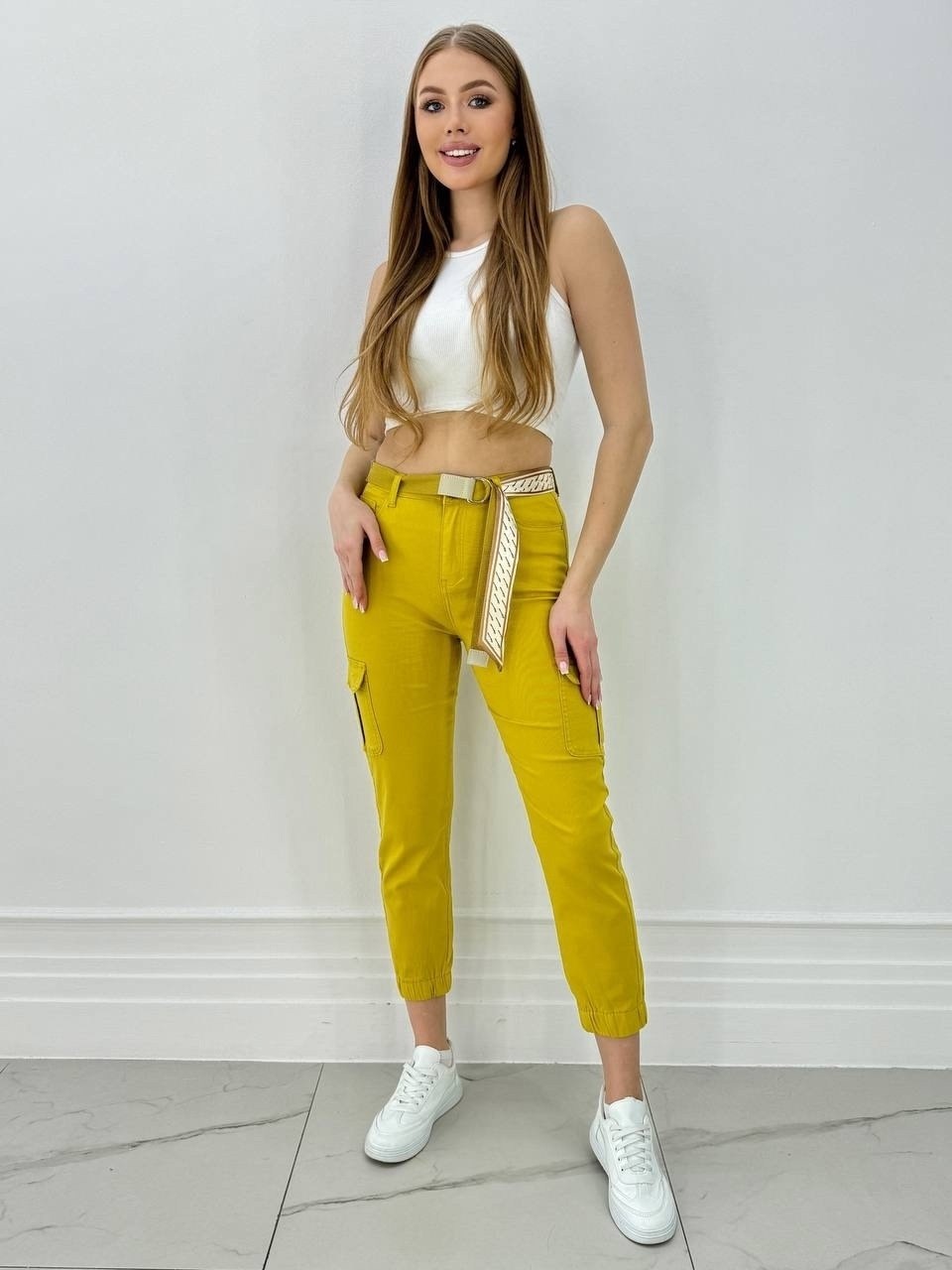 джинсы белые,джинсы модные,джинсы белые женские,джинсы мода,белые джинсы мом