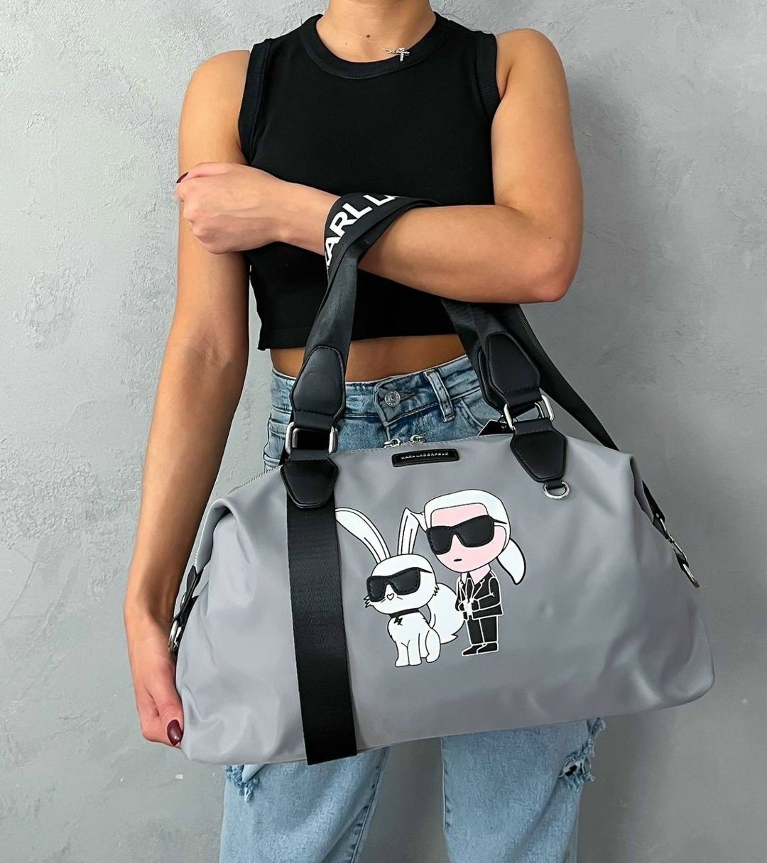 дорожная сумка karl lagerfeld,сумка karl lagerfeld спортивная,сумка karl lagerfeld,сумка женская дорожная спортивная karl lagerfeld,сумка спортивная дорожная шоппер karl lagerfeld