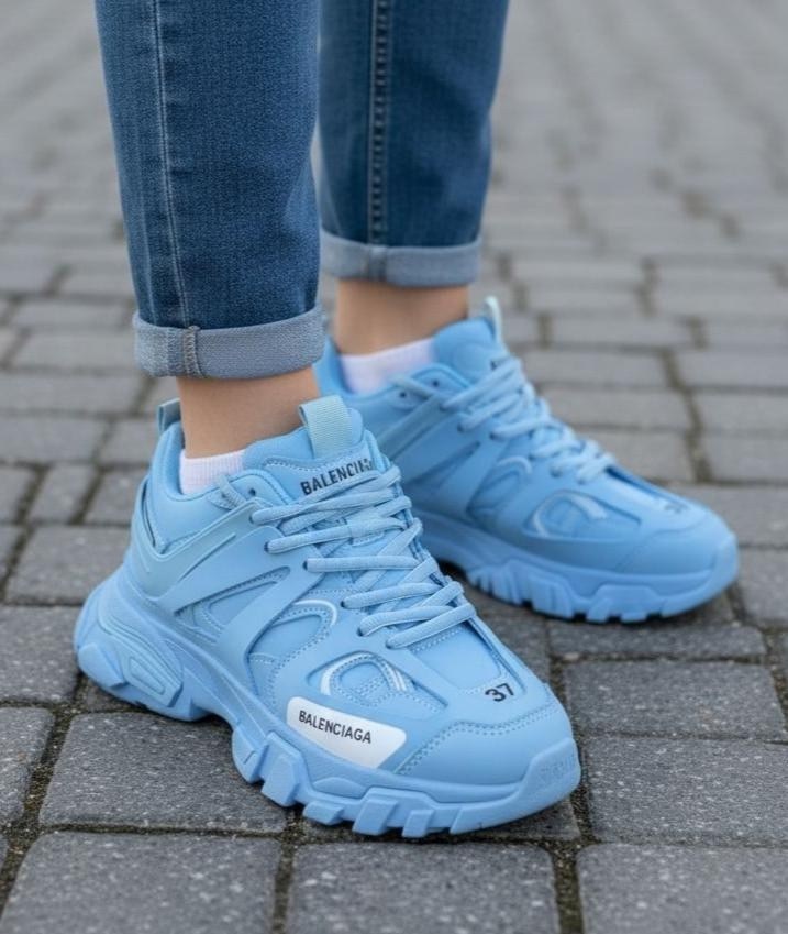 кроссовки balenciaga triple s розовые,розовые кроссовки,розовые женские кроссовки,кроссовки balenciaga balenciaga wmns triple s sneaker 'fluo pink' розовый,buffalo  розовые
