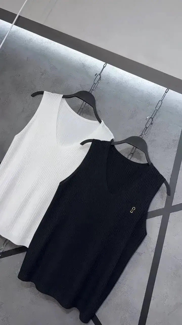 трикотажный жилет,вязаный жилет,жилет женский,женская майка,майка безрукавка