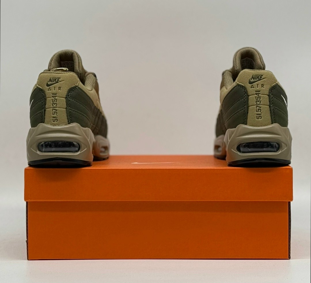 кроссовки nike air max 95,мужские кроссовки nike air max 95,nike air max 95 se,nike air max 95,nike air max 95 essential