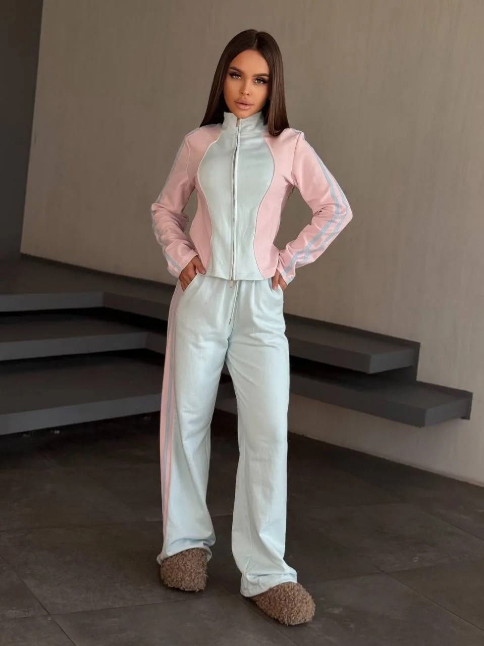 женский спортивный костюм,женский костюм,спортивный костюм,стильные спортивные костюмы,костюм женские спортивные костюмы