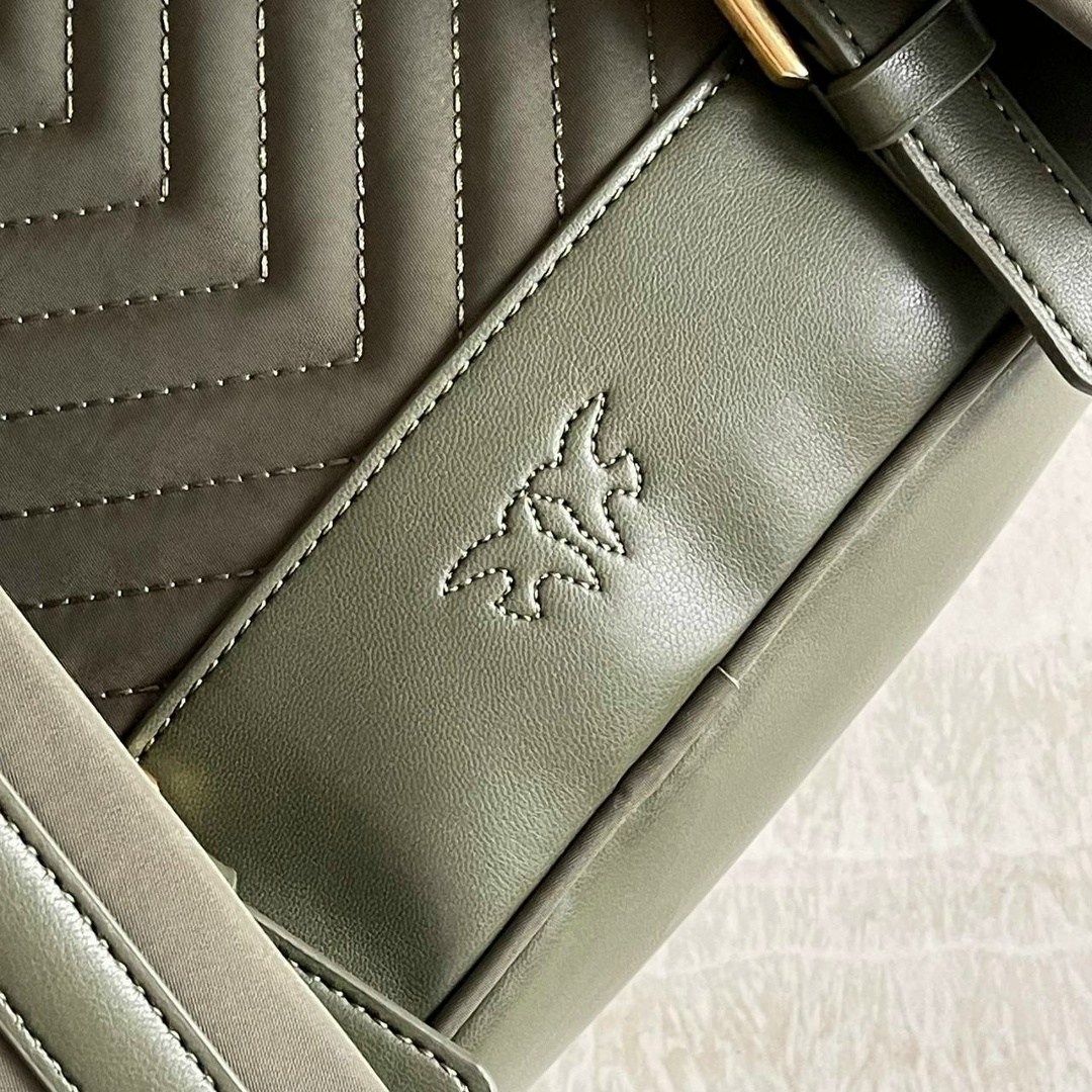 рюкзак женский pinko,рюкзак женский pinko love recycled оливковый,рюкзак pinko,рюкзак женские,рюкзак женский pinko love recycled чёрный