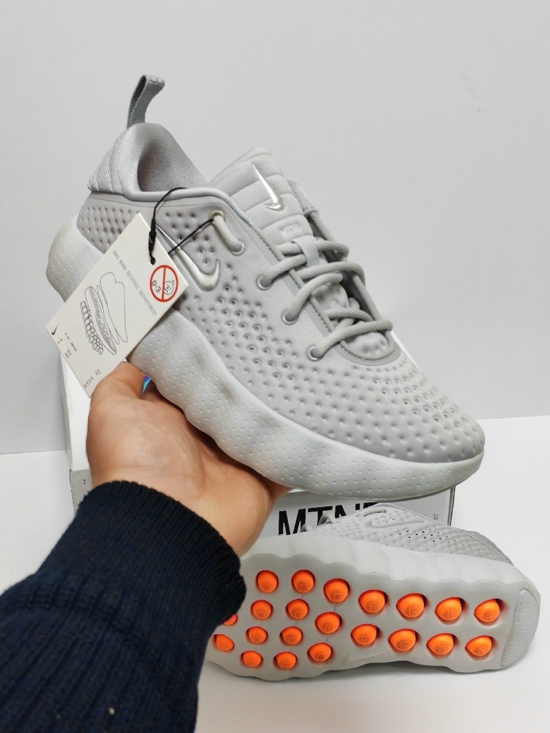 кроссовки,,кроссовки nike,nike mind 002,кроссовка