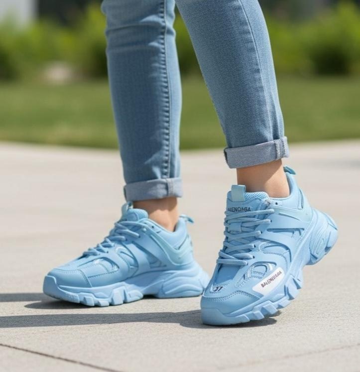 кроссовки balenciaga triple s розовые,розовые кроссовки,розовые женские кроссовки,кроссовки balenciaga balenciaga wmns triple s sneaker 'fluo pink' розовый,buffalo  розовые