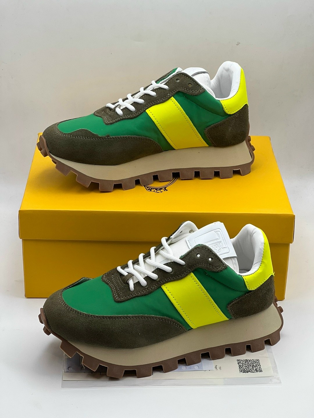 женские кроссовки,кроссовки модные,,кроссовки tod,низкие кроссовки