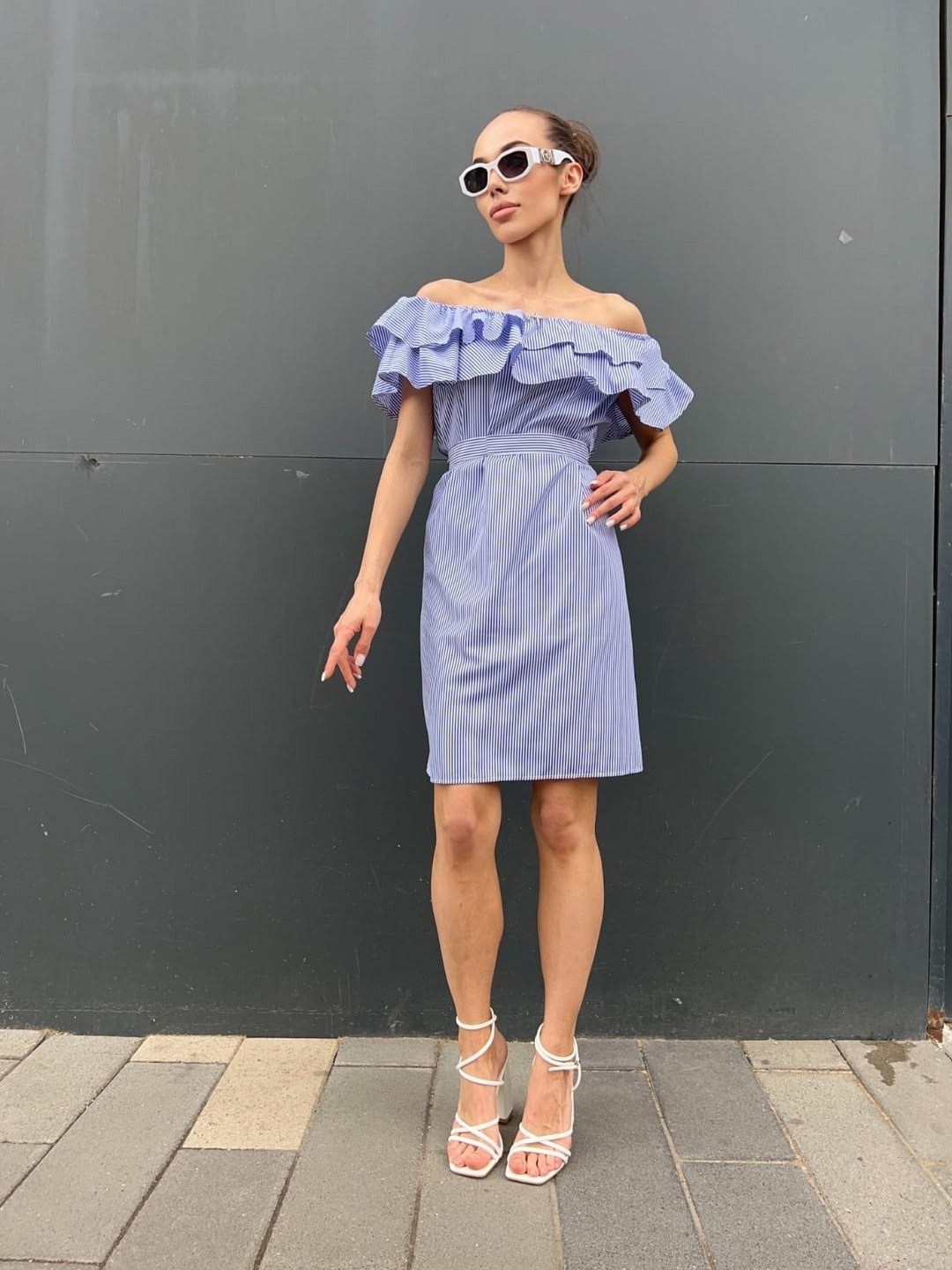 платье женское летнее с открытыми плечами,платье летнее,платье женское летнее с воланами,летние платья с оборками,платье с оборками