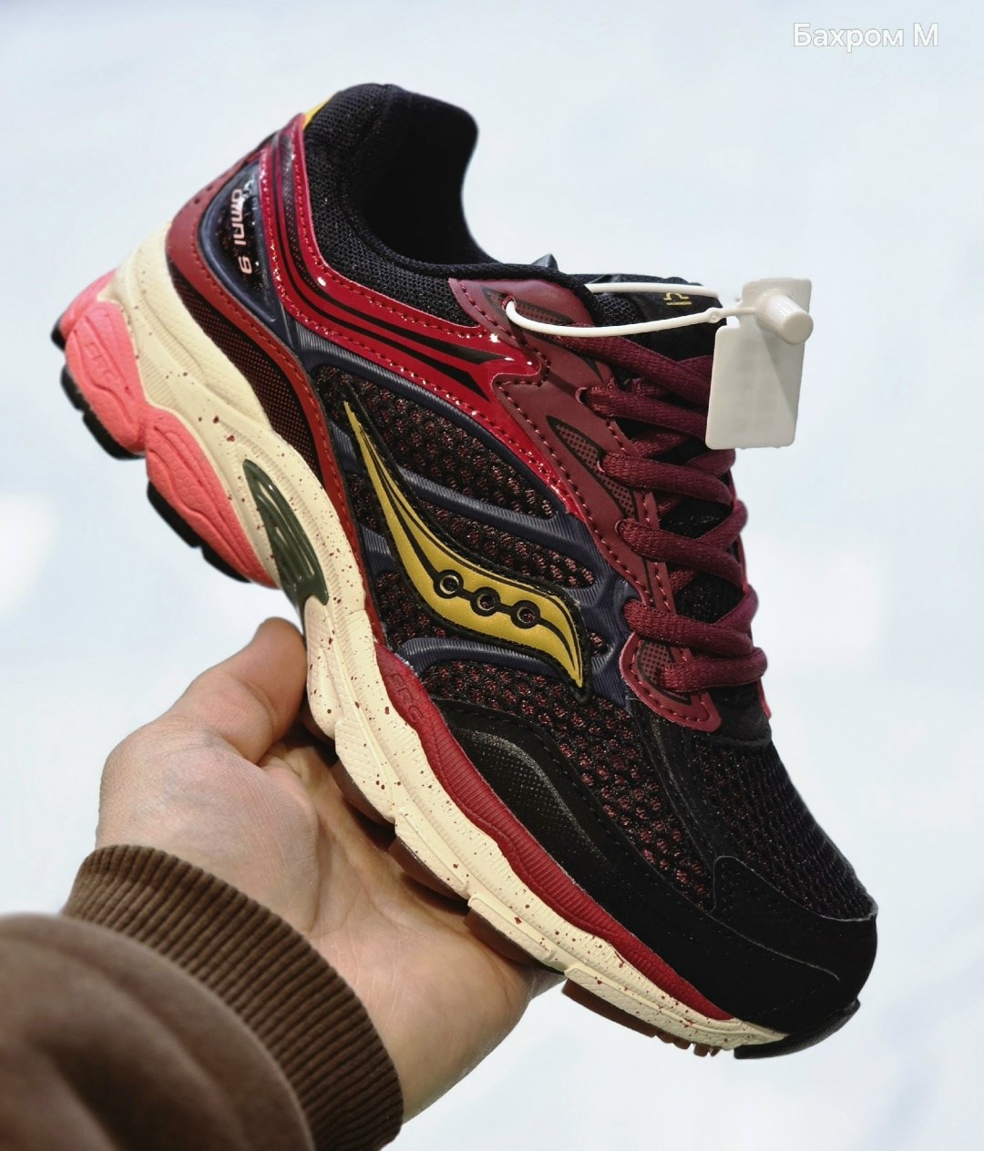 кроссовки saucony progrid omni 9,saucony progrid omni 9,кроссовки saucony,кроссовки,кроссовки progrid triumph 4 saucony