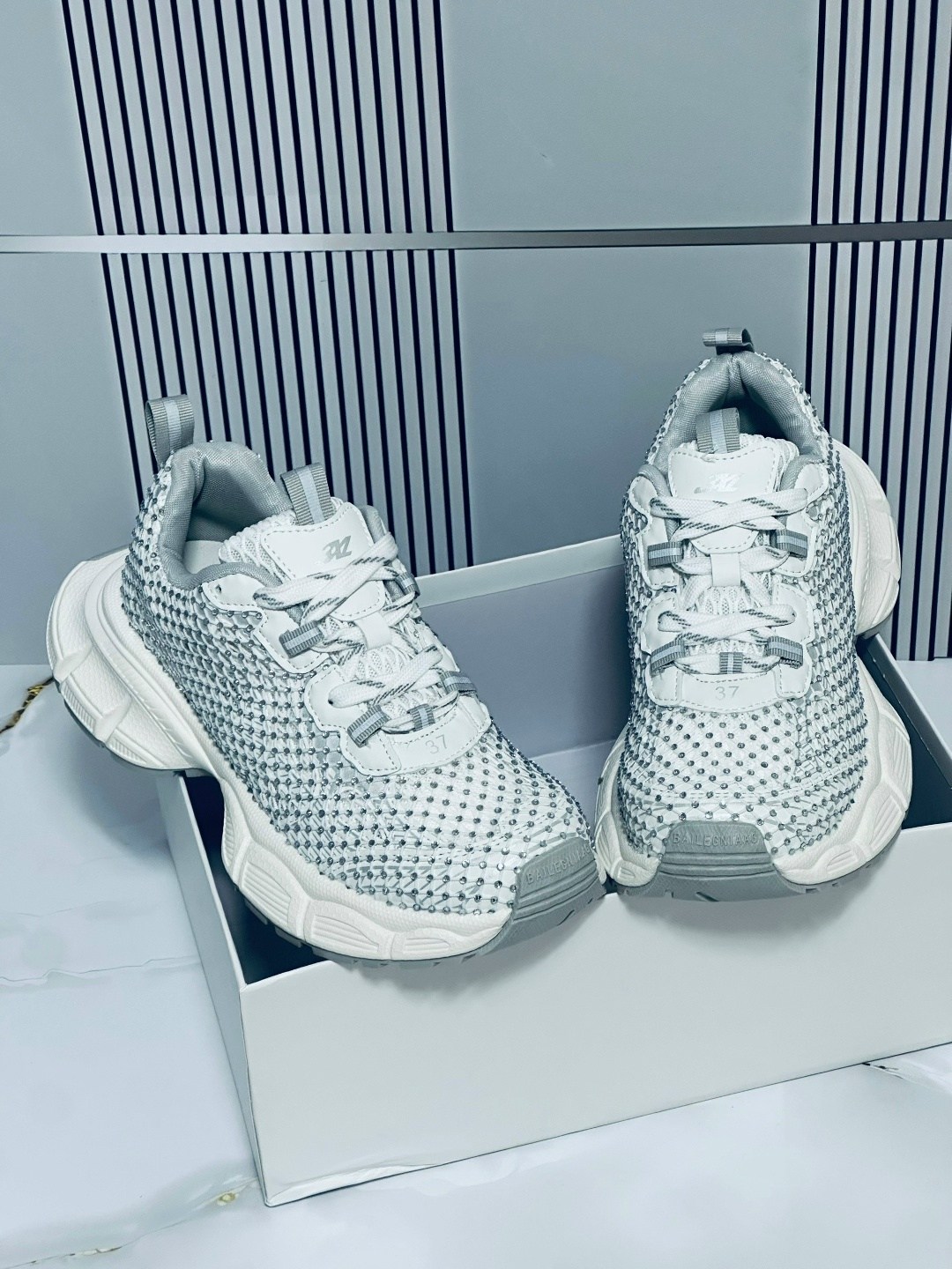 женские кроссовки,кроссовки сетчатые блестящие balenciaga,кроссовки balenciaga,кроссовки женские balenciaga,