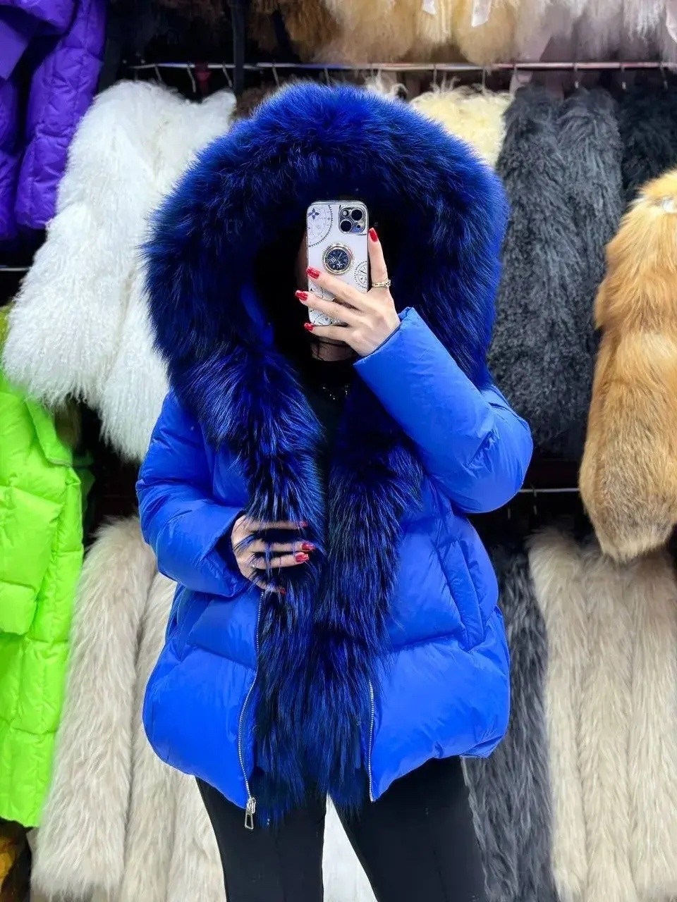пуховик с натуральным мехом,пуховик женский с натуральным мехом,пуховик с мехом,модные куртки с натуральным мехом,куртка с мехом