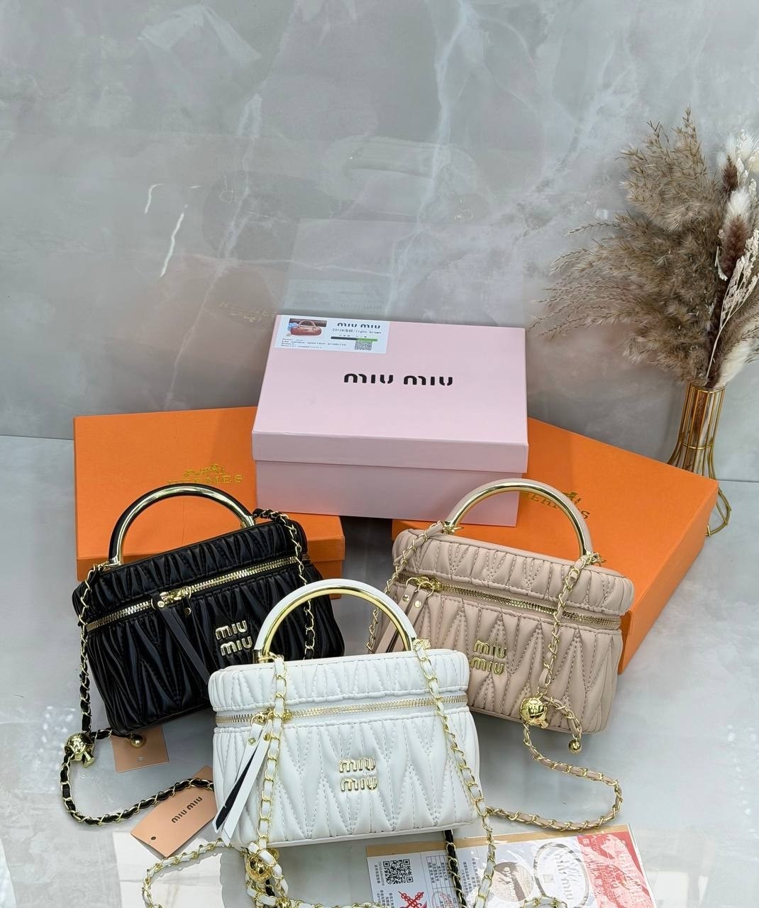 женская сумка miu miu,сумка miu miu,сумка через плечо в стиле miu miu,сумка на плечо miu miu,сумка miu miu через плечо