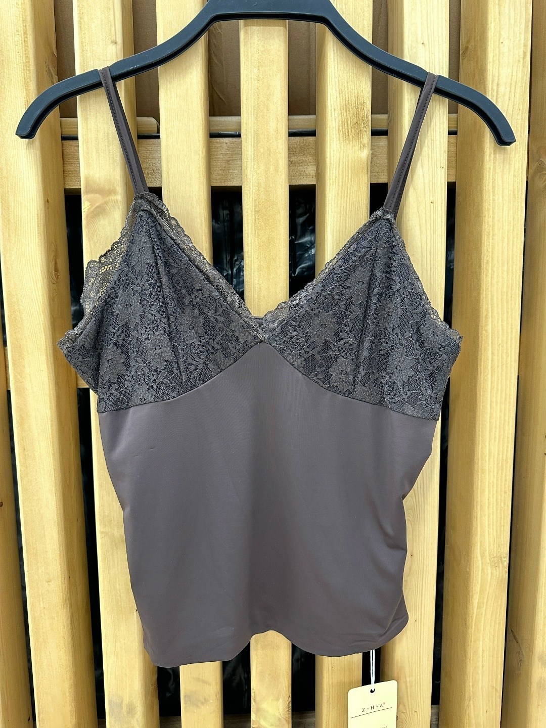 шелковый топ с кружевом,майка с кружевами,шелковый топ,кружевная майка,шелковый топ с кружевом молочного цвета