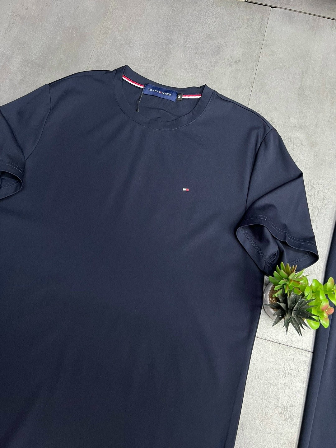 спортивный костюм tommy hilfiger,костюм спортивный мужской,футболка мужская tommy hilfiger,спортивный костюм томми хилфигер,комплект футболок tommy hilfiger