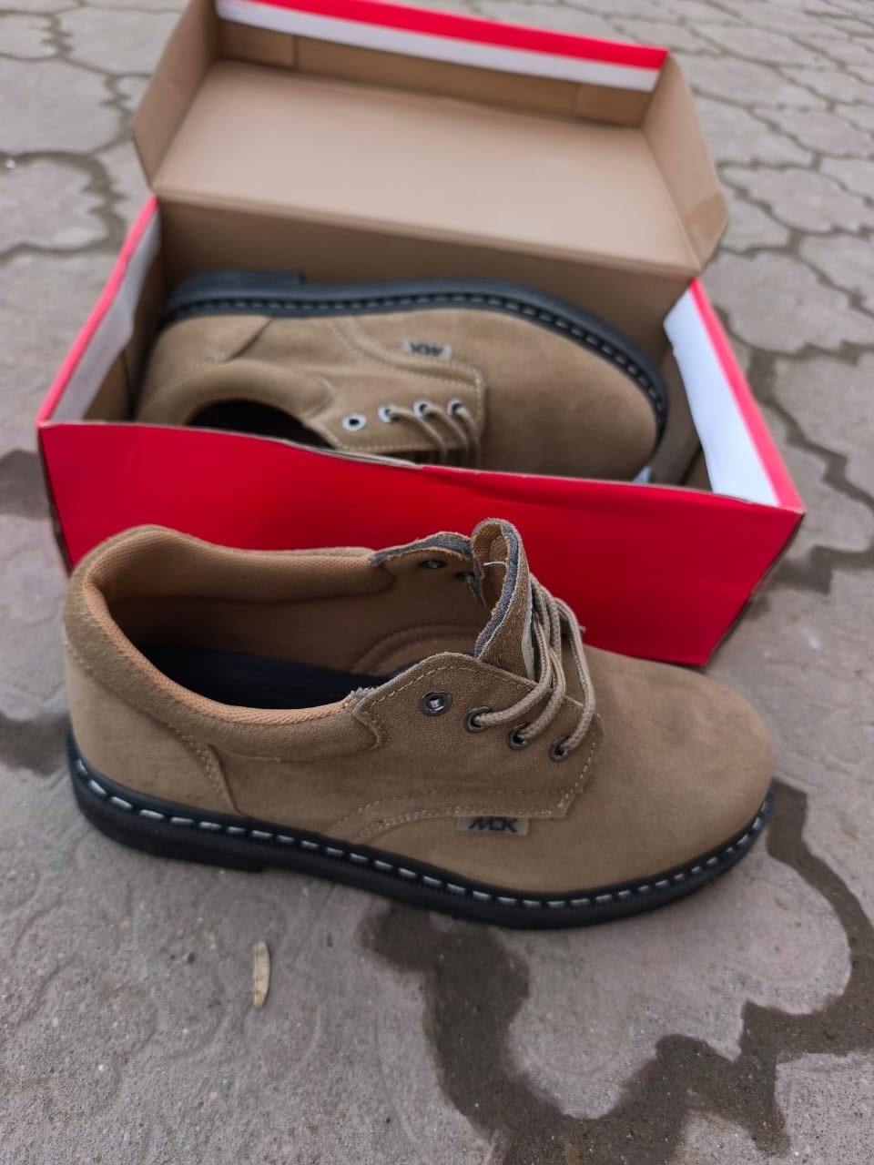 ,мужская ,мужские ботинки,обуви,ботинка