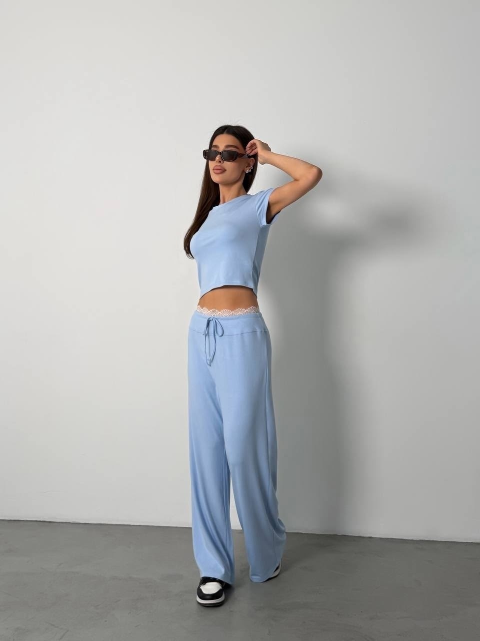 костюм с брюками,костюм женский,костюм топ и брюки,костюм топик и штаны,костюм лапша с брюками и кроп-топом mark_usa