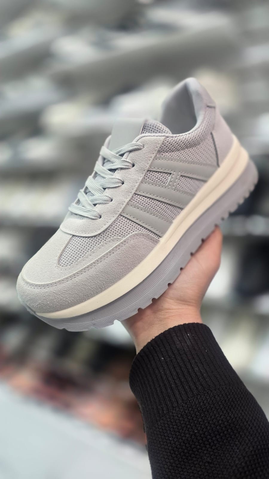 женские кроссовки,,кроссовки для женщин,adidas кроссовки женские,повседневные кроссовки