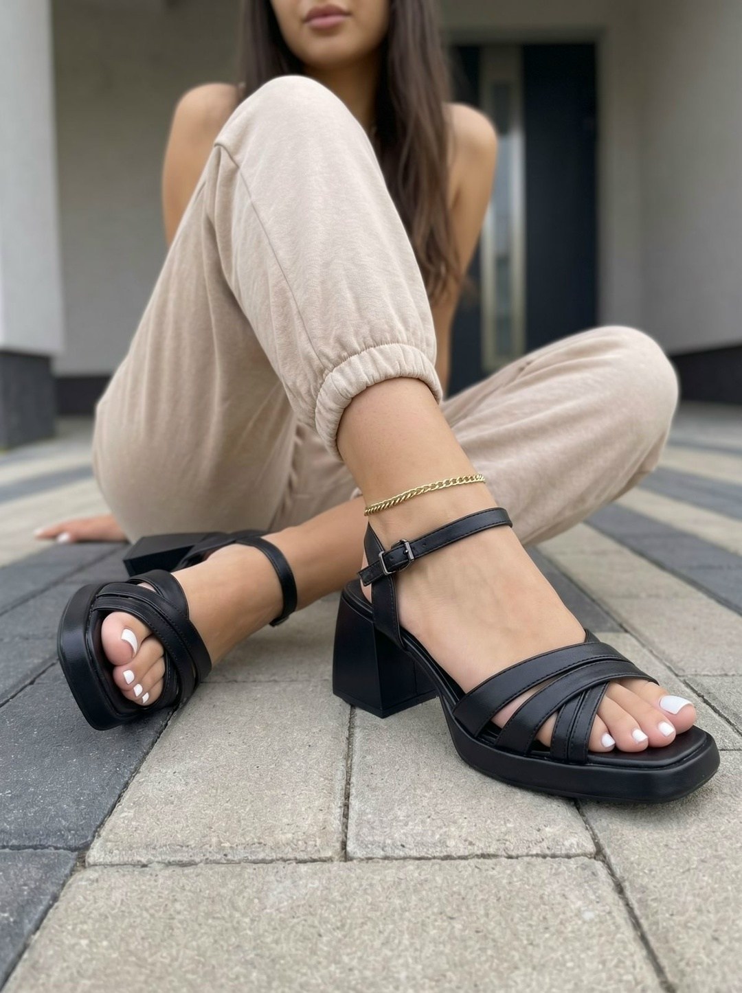 босоножки женские,массивные босоножки,босоножки на каблуках,стильные босоножки,модные босоножки