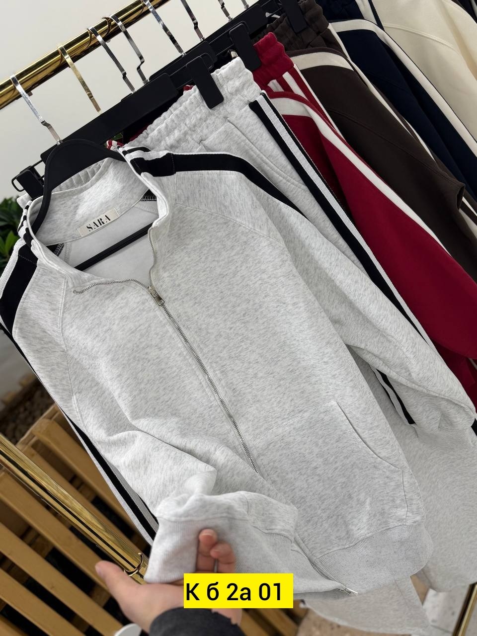 толстовка женская,спортивные женские костюмы,женский костюм,толстовка для женщин,стильные костюмы