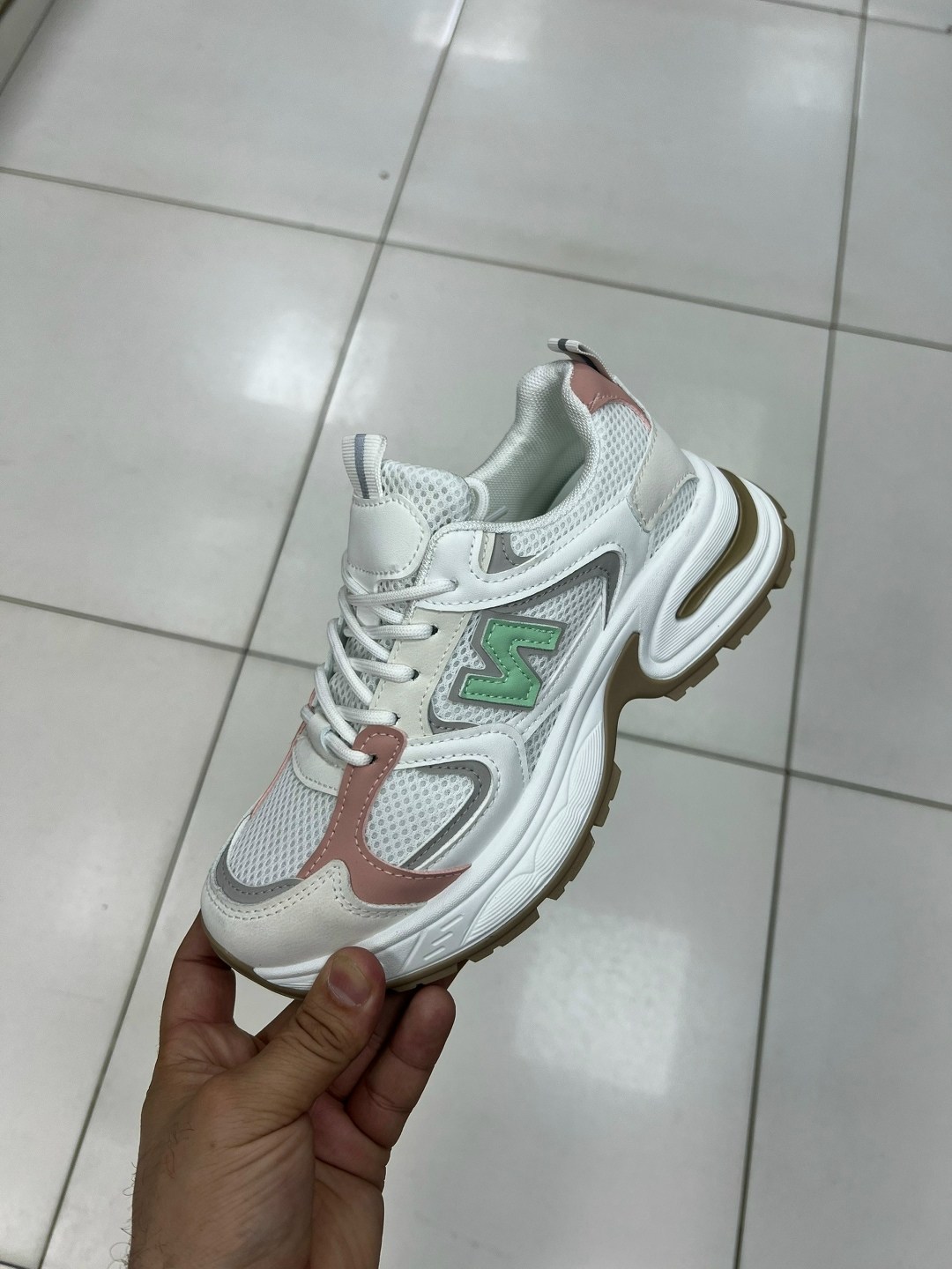 кроссовки женскиe,кроссовка,кроссовки эко,женская ,кроссовки для девушек