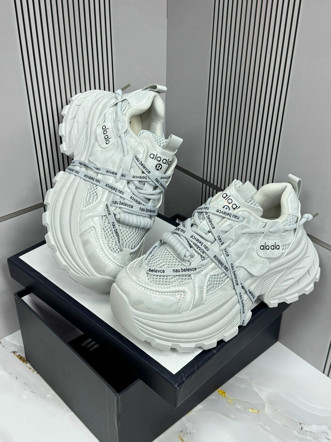 кроссовки женскиe,,женские массивные кроссовки,кроссовки на платформе,кроссовки кроссовки женские