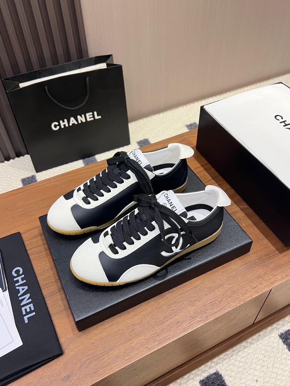 ,chanel кроссовки,кроссовки женские chanel,кеды chanel,кеды шанель черные женские