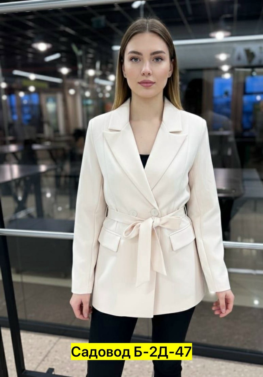 базовый пиджак женский,пиджак женский ,женский пиджак,женский пиджак тройка,женский брючный костюм