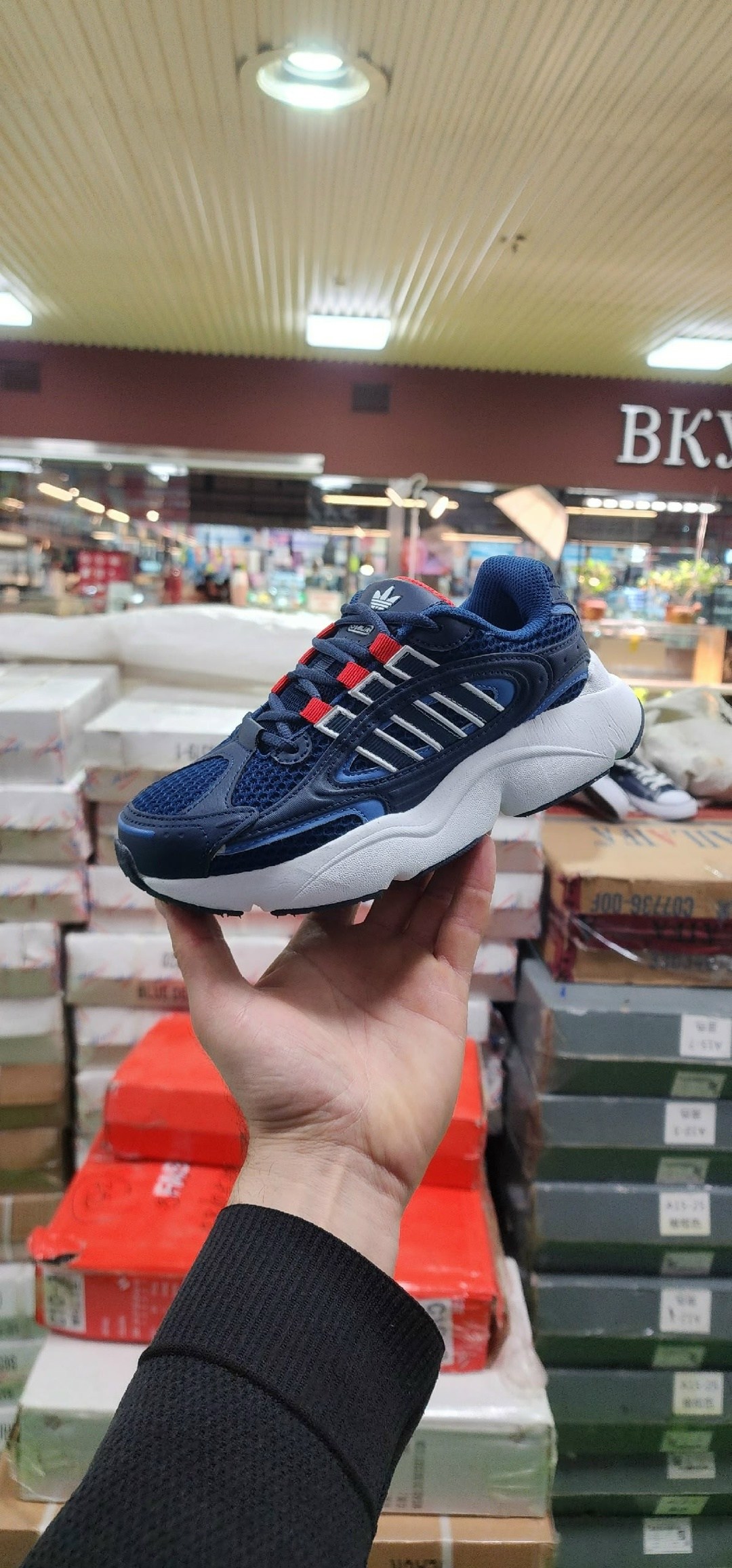 adidas кроссовки,кроссовки женские adidas,кроссовки,кроссовки adidas original,кроссовки мужские adidas