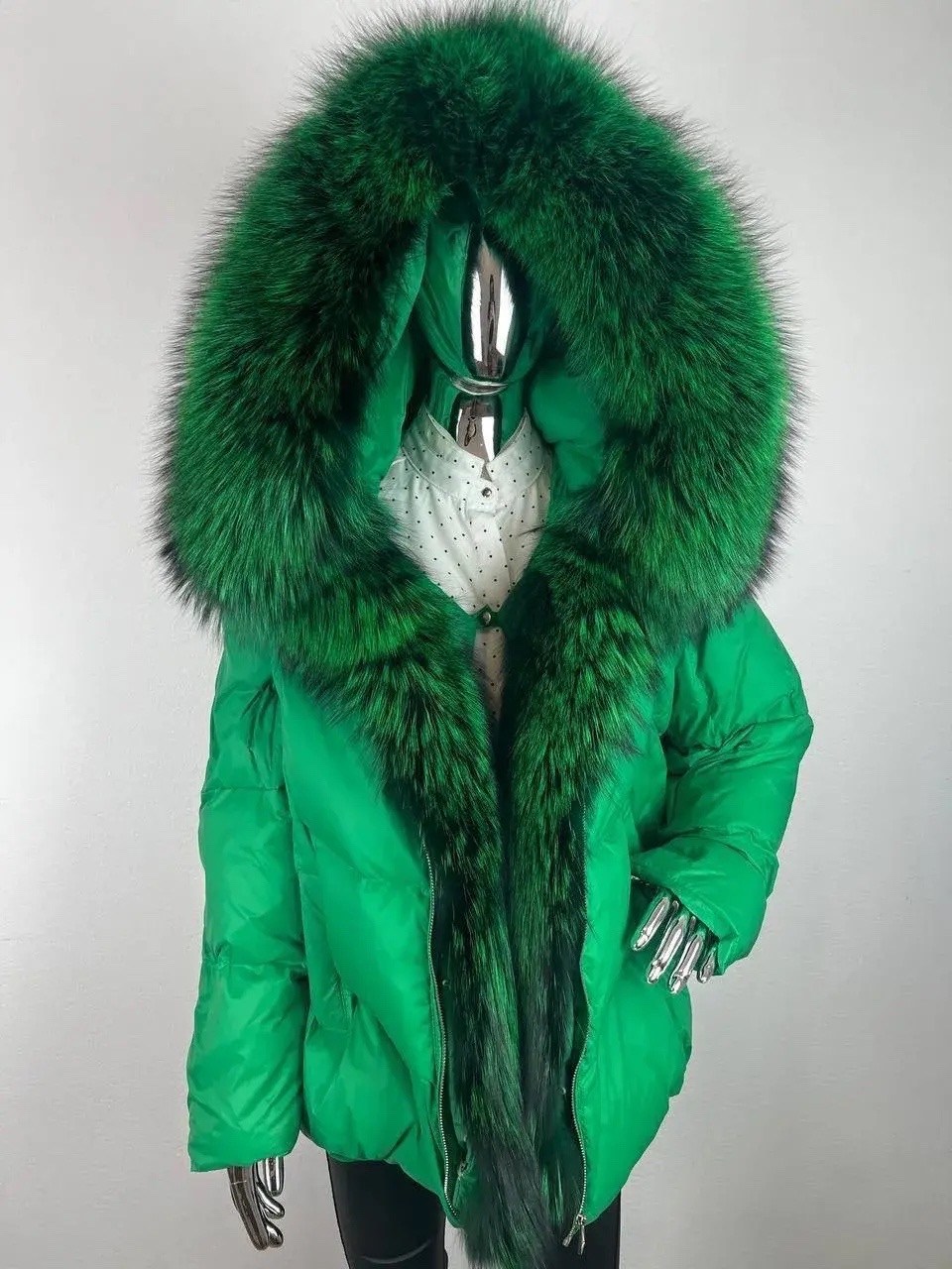 пуховик с натуральным мехом,пуховик женский с натуральным мехом,пуховик с мехом,модные куртки с натуральным мехом,куртка с мехом