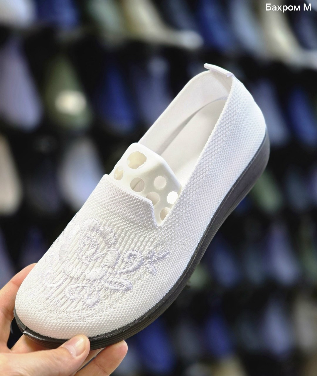 ,слипоны женские,слипоны тканевые женские,слипоны с перфорацией, женская