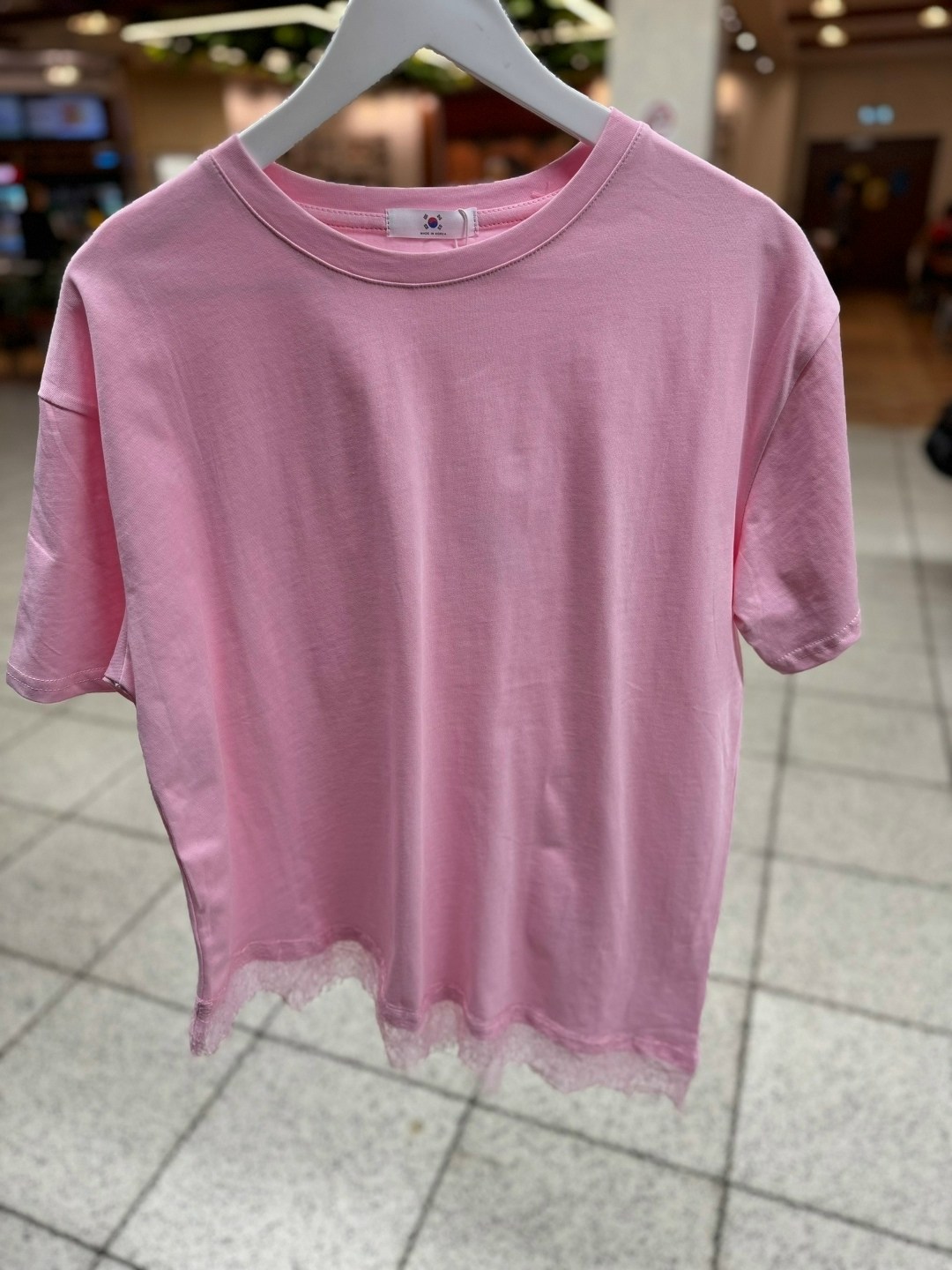 футболки женская оверсайз,футболки женская,красная оверсайз футболка,футболка оверсайз,футболка с кружевами