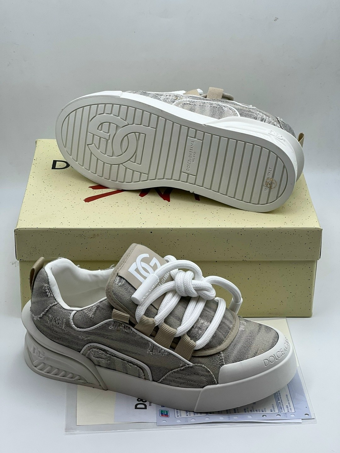 ,кроссовки dolce gabbana женские,кроссовки dolce gabbana,женские кроссовки,кроссовки