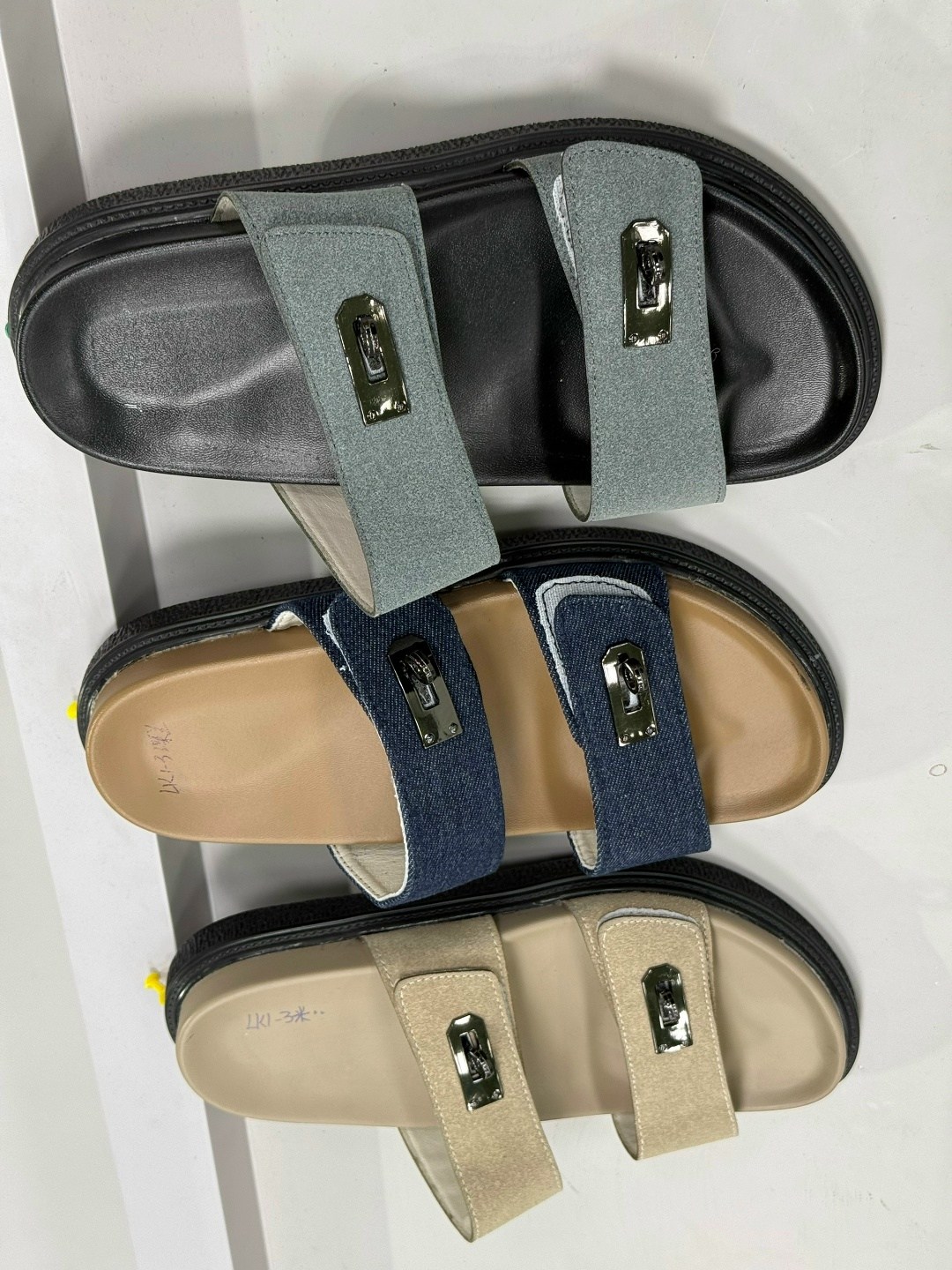 ,женские шлепанцы,сандалии с пряжкой,женские сандалии,женские шлепки