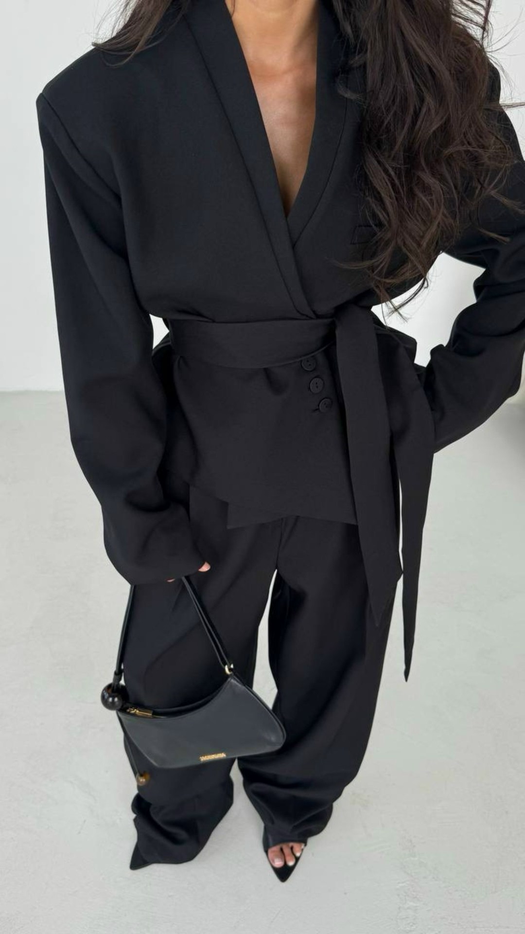 костюм льняной брючный,брючный костюм,серый брючный костюм,элегантный брючный костюм,льняной костюм с брюками