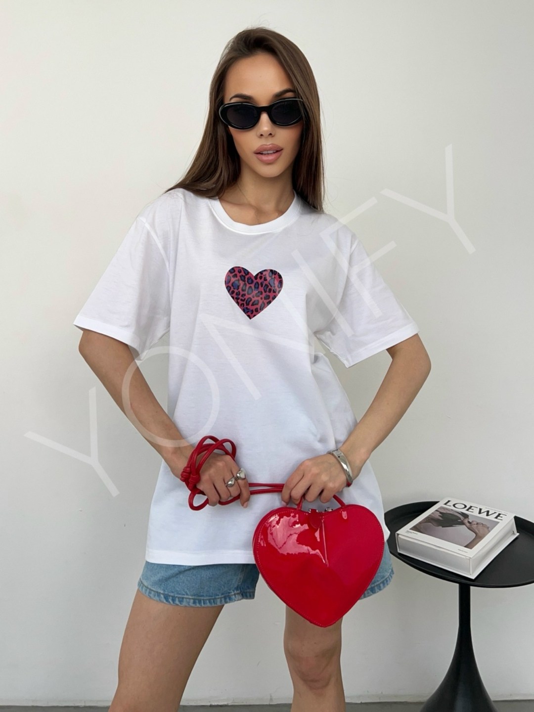 футболки женская,футболка оверсайз с сердцами,женская футболка оверсайз,белая футболка женская,футболки оверсайз с принтами
