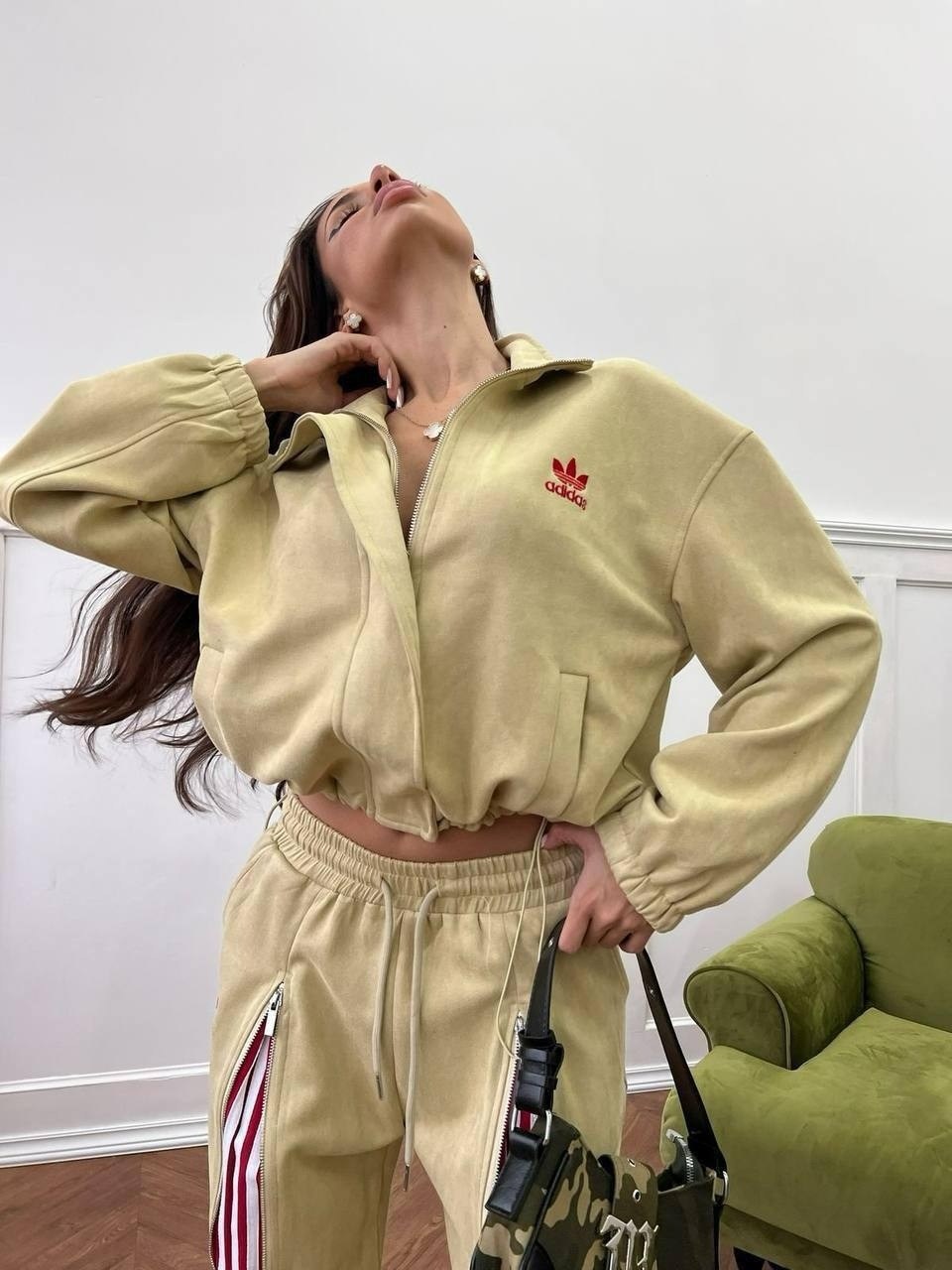 костюм двойка женская,костюм двойка,женские костюмы,спортивные костюм,костюм стильный