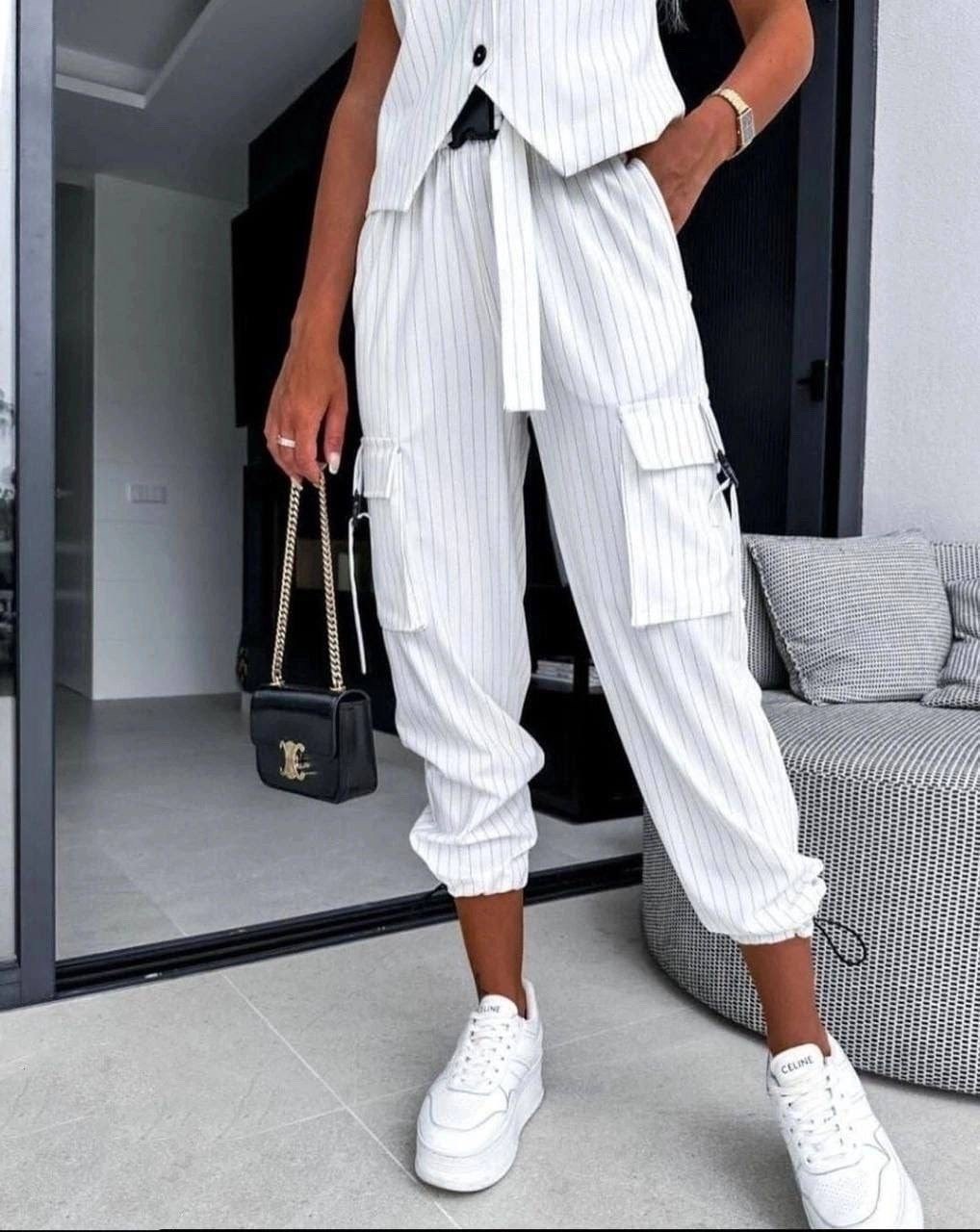 брючный костюм с жилетом,женский комплект из жилета,костюм в полоску,комплект жилет и брюки,брючный костюм в полоску