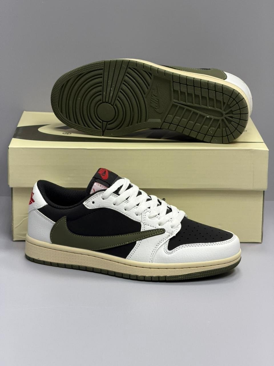 кроссовки nike air jordan 1 low travis scott,кроссовки air jordan 1 low og из коллаборации с travis scott,кроссовки nike travis scott x air jordan 1,кроссовки nike travis scott air jordan 1,кроссовки