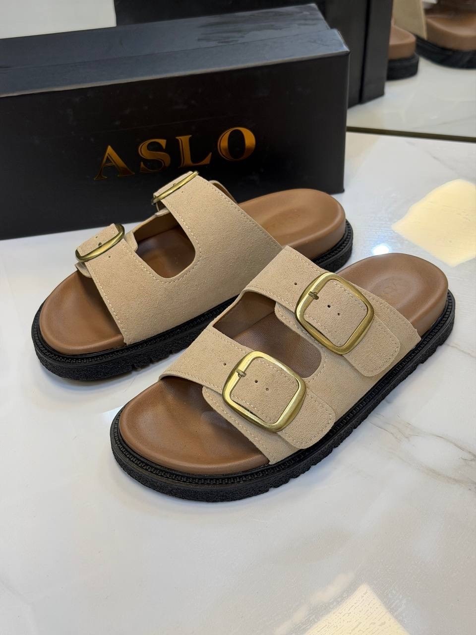 ,шлепанцы с пряжкой,модные сандалии,шлепанцы женские,модные шлепанцы