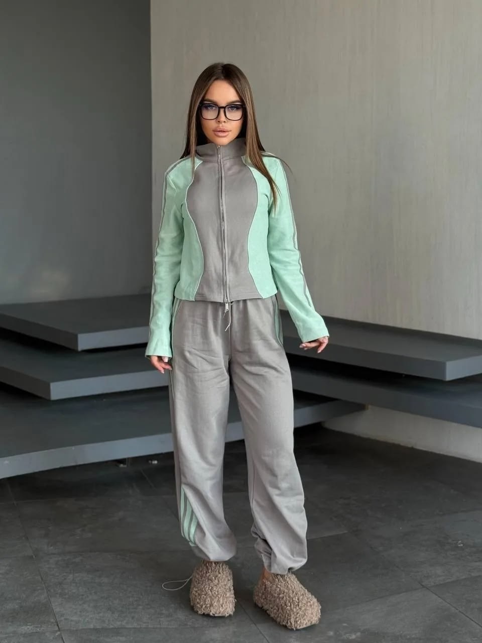 женский спортивный костюм,женский костюм,спортивный костюм,стильные спортивные костюмы,костюм женские спортивные костюмы