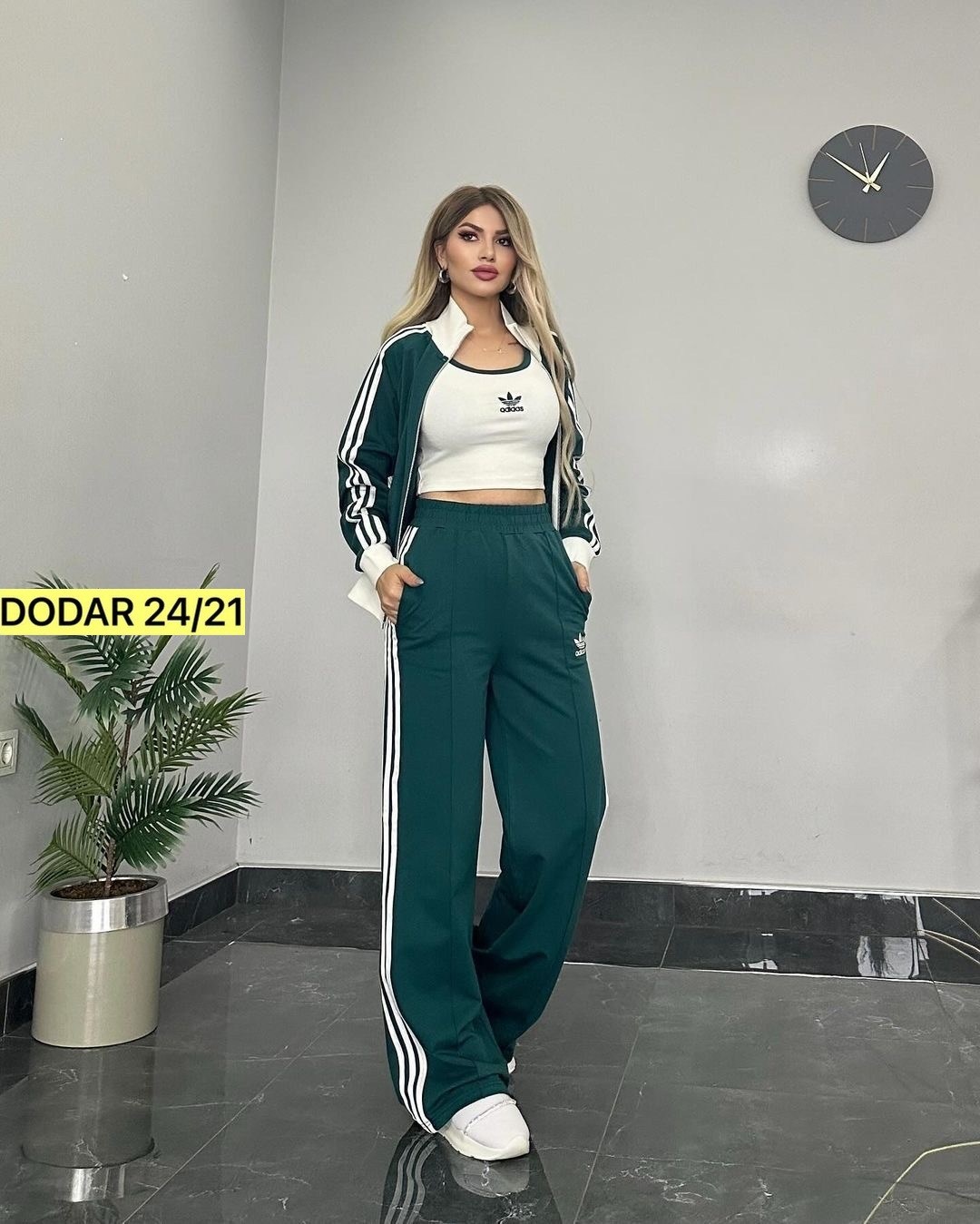 костюм спортивный женский тройка,костюм спортивный женский,женский костюм тройка,костюм спортивные женские костюмы,женские костюмы