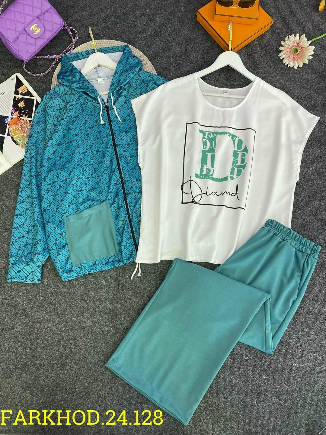 женские костюмы больших размеров,костюм двойка женский большого размера,костюм женский тройка,женский спортивный костюм больших размеров,женский костюм двойка